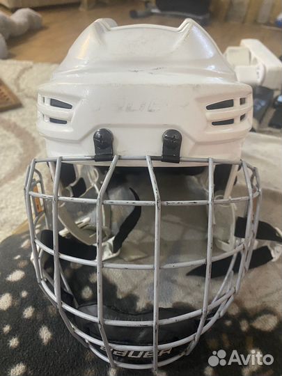 Хоккейный шлем bauer