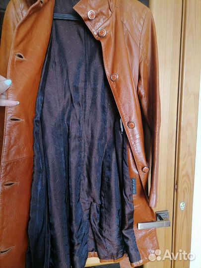 Кожаный плащ