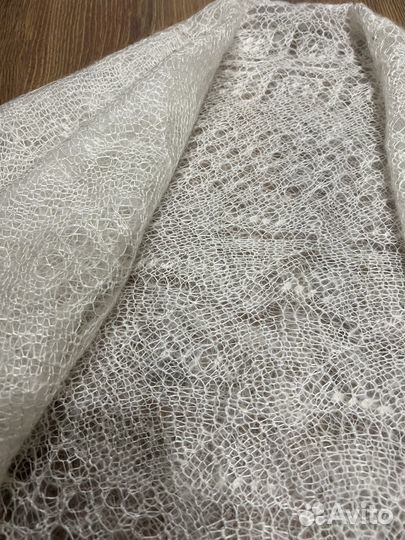 Пуховый платок паутинка