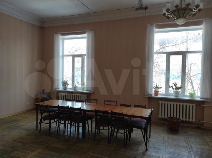Офисное помещение, 350 м²