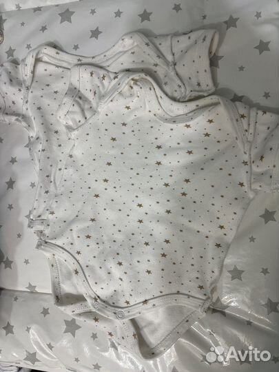 Детские вещи для новорожденных