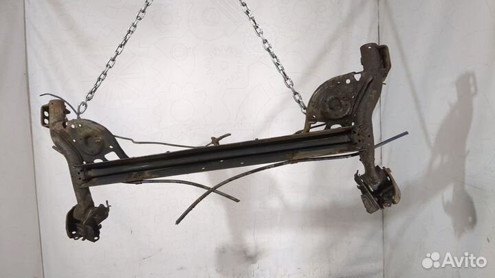 Балка подвески задняя Nissan Note E11, 2011