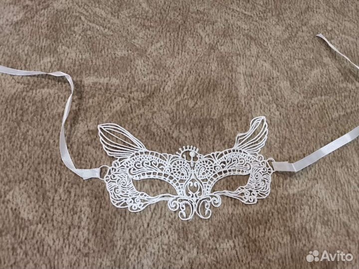 Маска маскарадная