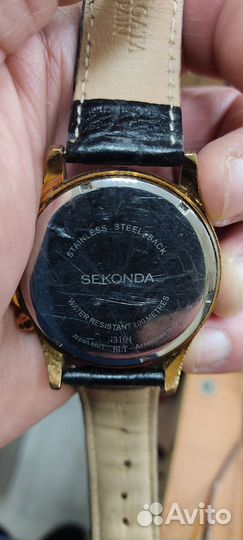 Часы sekonda