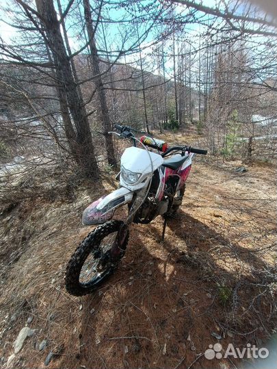 Питбайк sssr core 140