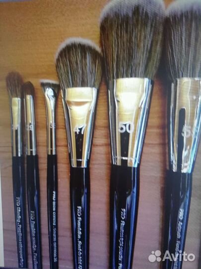 Кисти для макияжа новые