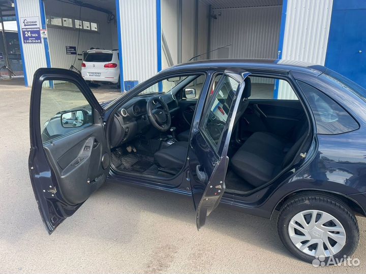 LADA Granta 1.6 AT, 2014, 150 151 км