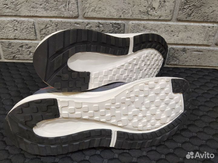 Кроссовки Nike zoom