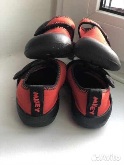 Босоножки adidas 24