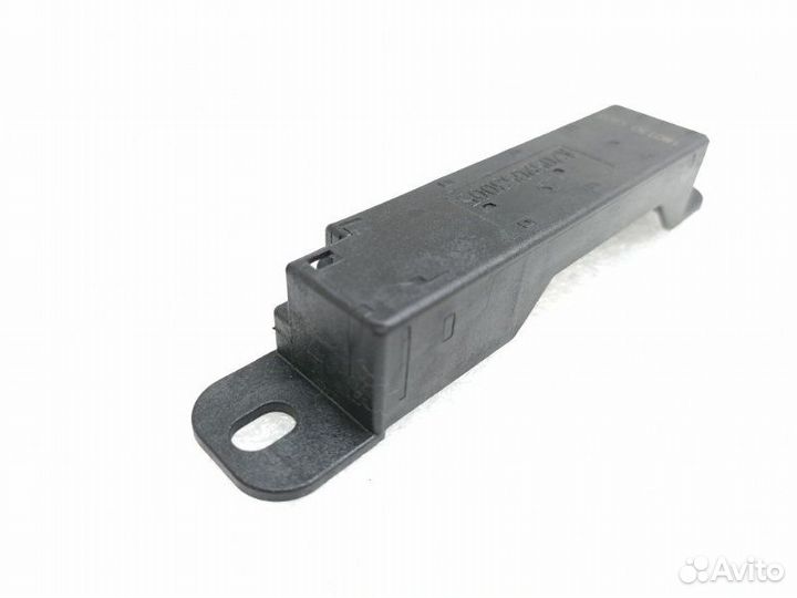 Антенна задняя левая Mercedes-Benz Glc-Class W253