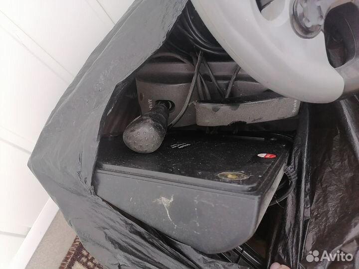 Игровой руль с педалями и коробкой передач