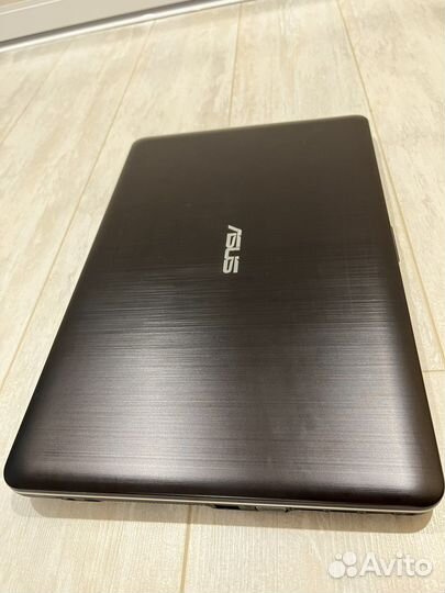 Asus R540Y