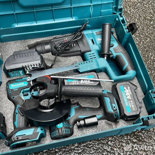 Аккумуляторный набор makita 4 в 1