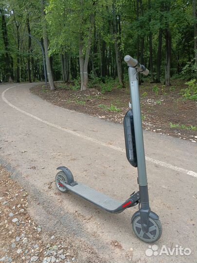 Электросамокат ninebot kickscooter es4