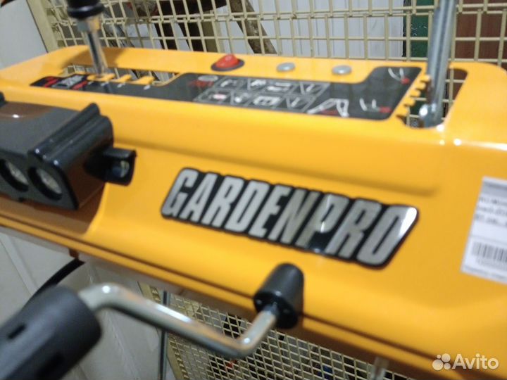 Снегоуборщик GardenPro