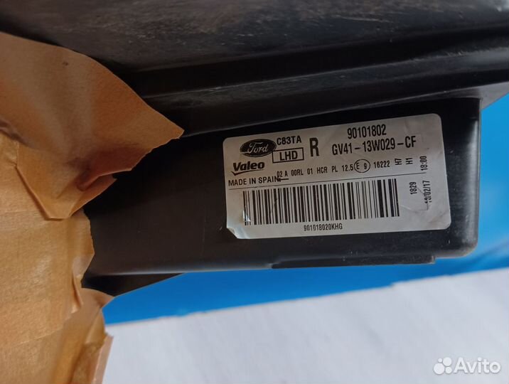 Фара правая Ford Kuga 2 цбс 2012