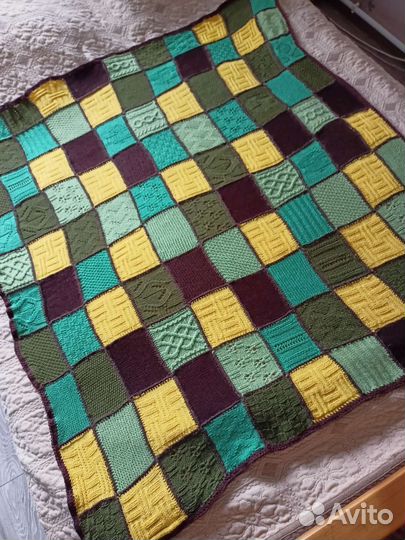 Плед-покрывало детское вязаное. Ручная работа