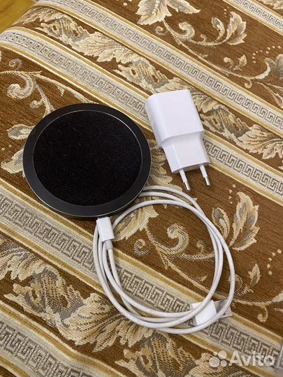 Беспроводное зарядное устройство