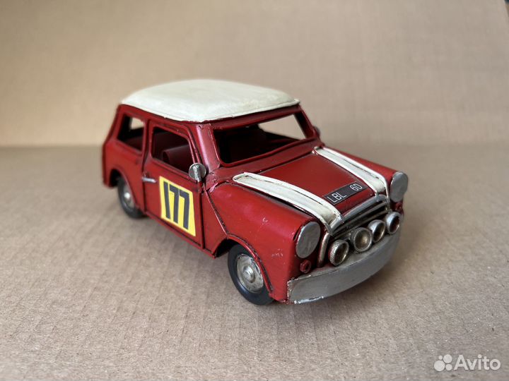 Модель Mini Classic в стиле стимпанк