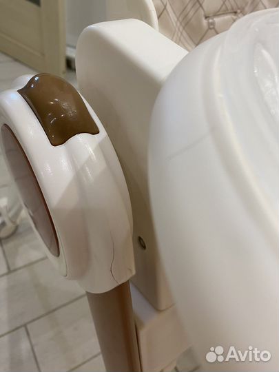 Стульчик для кормления happy baby berny v2