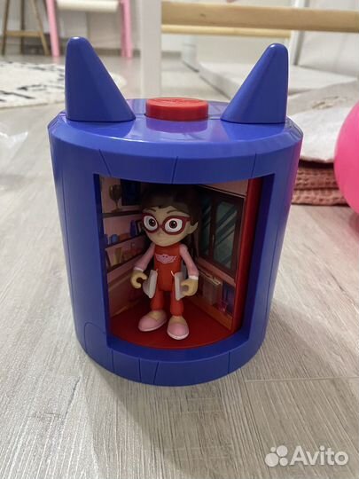 Игрушки герои в масках