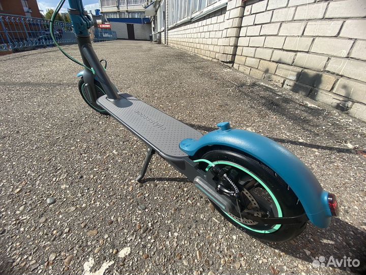Городской складной электросамокат с гидроизоляцией