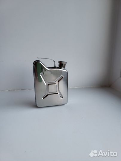 Фляжка канистра