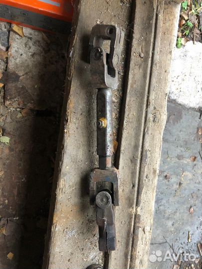 Выпускной коллектор volkswagen b3 и рулевой кардан