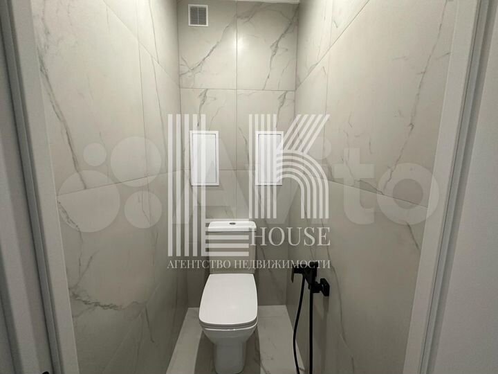 2-к. квартира, 66,4 м², 6/10 эт.