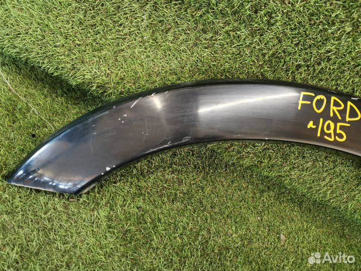 Накладка на крыло задняя правая Ford Explorer U251
