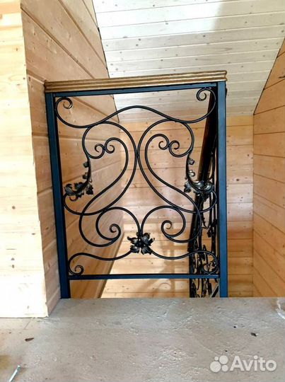 Обшивка ступеней Ясенем