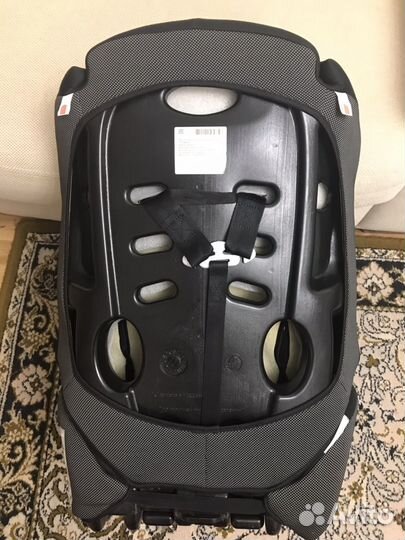 Детское автокресло универсальное с 9 до 36 кг