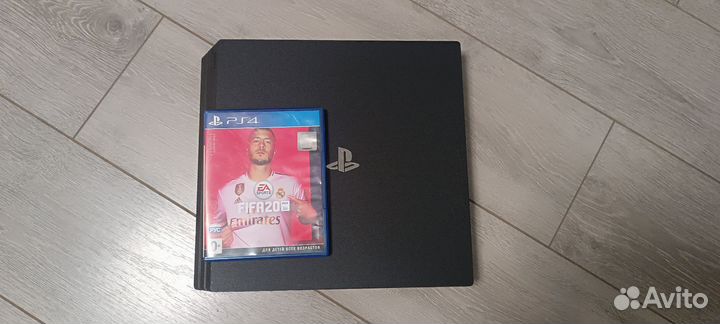 Sony playstation 4 pro + Много игр