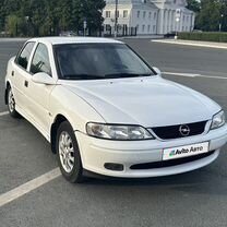 Opel Vectra 1.8 AT, 2000, 420 000 км, с пробегом, цена 250 000 руб.