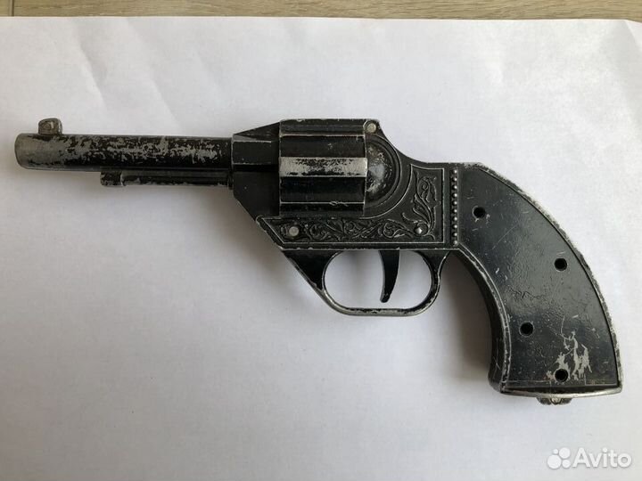 Детская игрушка револьвер, СССР