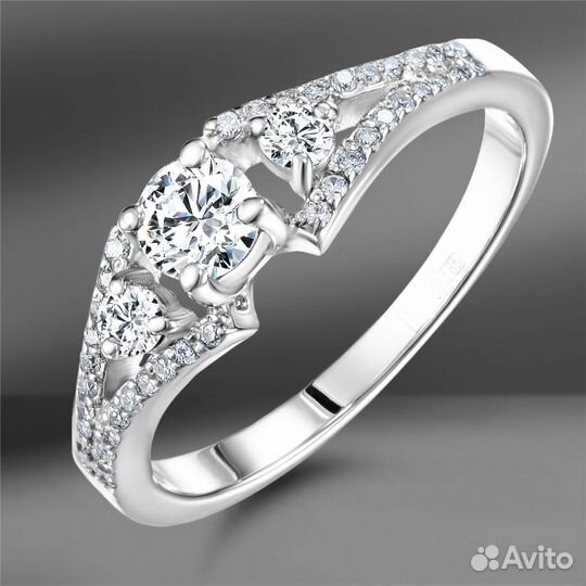 Золотое кольцо с бриллиантами 0.59 Ct