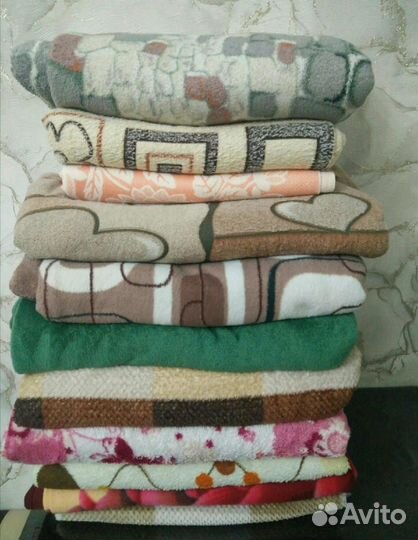 Пледы флисовые б/у