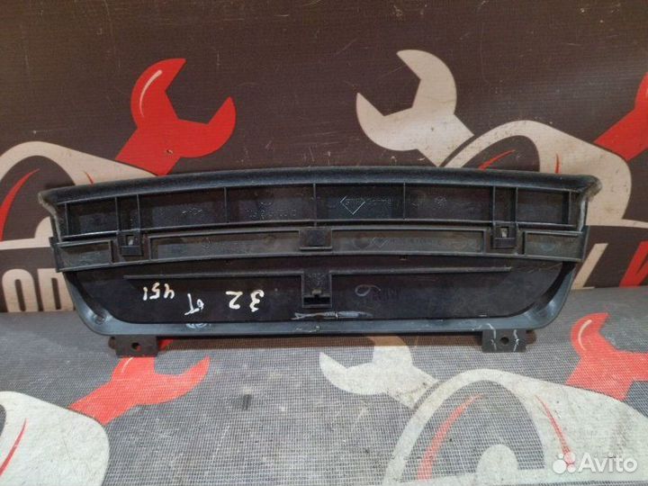 Стоп сигнал центральный Volkswagen Jetta 4 седан