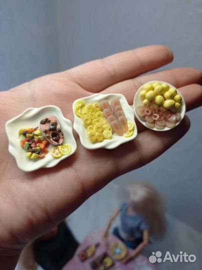 Миниатюрная еда для кукол