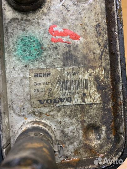 Радиатор масляный Volvo V70 B5204T5 2004