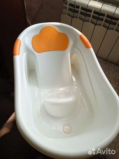 Ванночка для купания с горкой