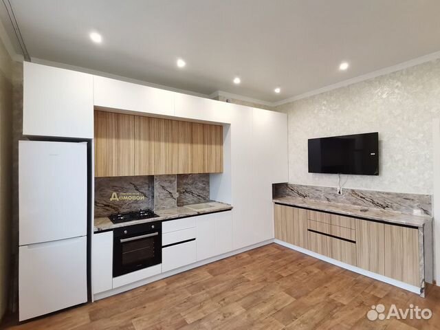 Гарнитур в кухню-гостиную