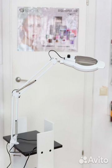 Лампа -лупа настольная с подсветкой