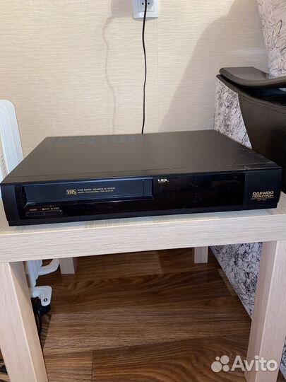 Видеомагнитофон