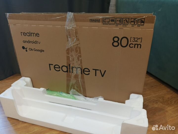 Телевизор realme 32 RMT101 с документами