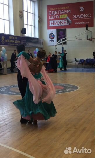 Платье для бальных танцев стандарт