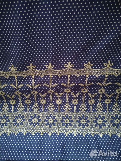 Отрез ткани с вышивкой 5м