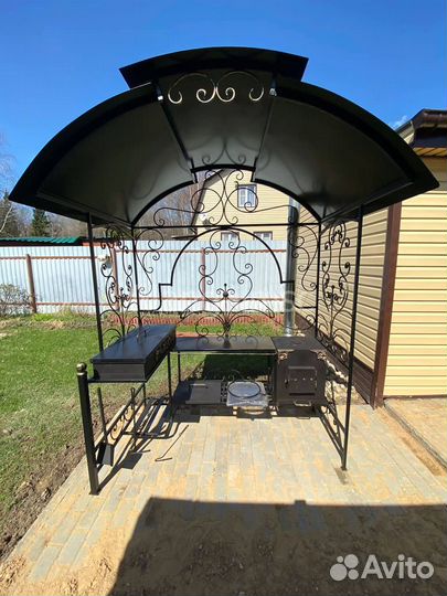 Кованые мангалы с крышей