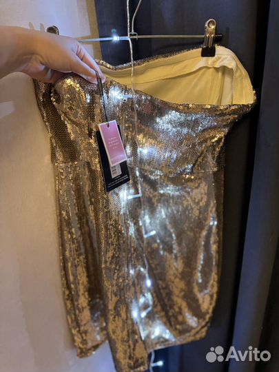 Платье в пайетках