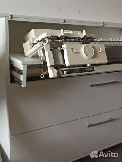 Стол тумба для вязальной машины